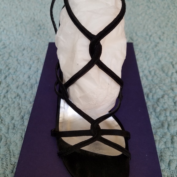 Stuart Weitzman Satin Sandal - Picture 3 of 8